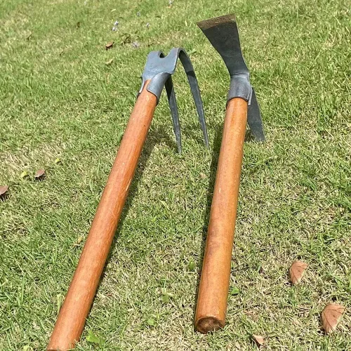 Miniatura 2 de Juego de 2 palillos de jardín de 19.6 pulgadas, juego de herramientas de azada de mano de 2 puntas, herramienta de jardín con mango de madera