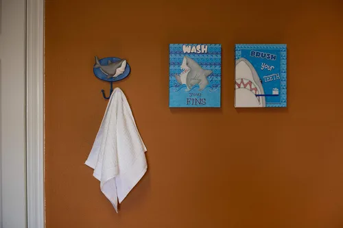Miniatura 5 de Borders Unlimited Fish 'N Sharks - Gancho de pared para toallas, abrigo, bolsa de libros, multicolor