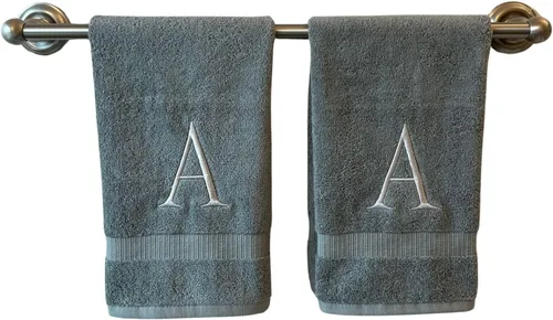 Miniatura 197 de Toalla de mano con inicial beige para baño, toalla bordada decorativa de calidad de hotel de lujo con monograma para tocador, spa, certificado