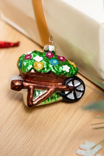 Miniatura 8 de Adorno de invernadero de vidrio soplado a mano y adorno de carretilla, juego de 2 adornos de jardín de vidrio para árbol de Navidad