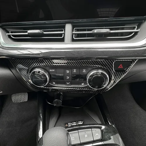 Miniatura 7 de YOUTOOCAR Cubierta de panel de botón de CA compatible con accesorios Chevrolet Trax 2024-2026 (patrón de fibra de carbono)