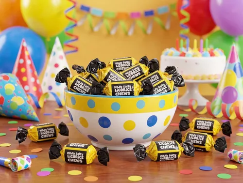 Miniatura 7 de Caramelo de regaliz ligeramente salado – 1.5 libras de caramelo de regaliz fresco y delicioso envuelto individualmente, suave y cremoso