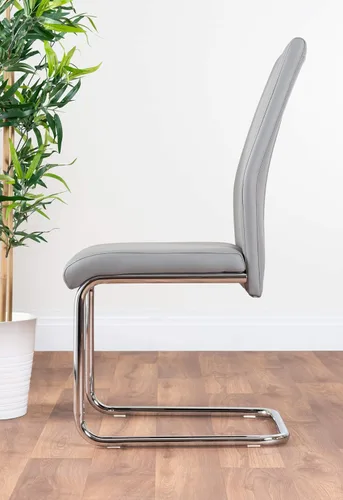 Miniatura 8 de Furniturebox UK Giovani - Juego de mesa de comedor de cristal negro y blanco de alto brillo y 4 sillas Lorenzo