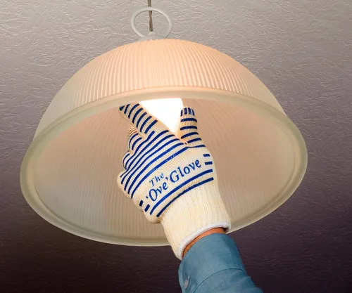 Miniatura 5 de The Ove Glove - Protección superior para manos contra calor y llamas, paquete de 1 guante para horno