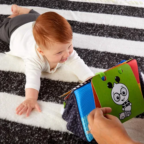 Miniatura 9 de Baby Einstein Flip para Arte Espejo de Actividad de Piso de Alto Contraste con Tarjetas para Llevar, Juego de Tiempo de Barriga, Recién Nacido+