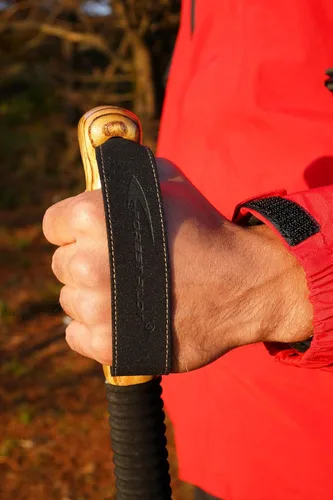 Miniatura 3 de FOREST PILOT Bastón de trekking – 1 unidad de madera de sasafrán ajustable y desmontable para senderismo o bastón