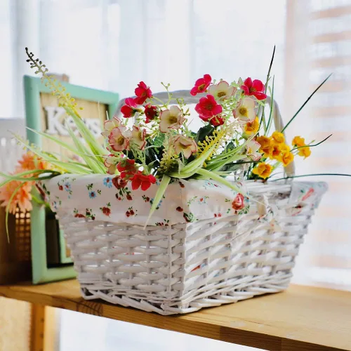 Miniatura 5 de Cesta de regalo de mimbre de color blanco con asas plegables dobles, Kingwillow (blanco)