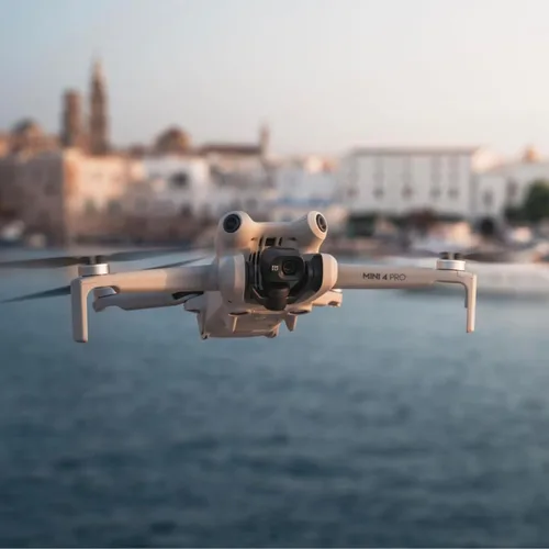 Miniatura 8 de DJI Mini 4 Pro (DJI RC 2), Drones con cámara para adultos 4K, menos de 0.549 lbs/249 g, 34 minutos de tiempo de vuelo, 20km de distancia máxima