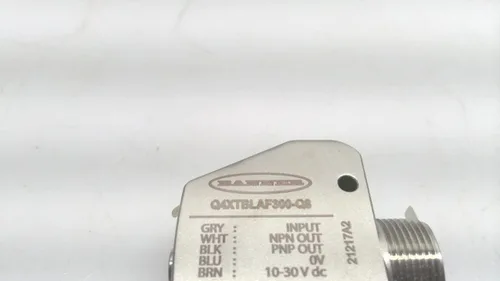 Miniatura 2 de BANNER ENGINEERING Q4XTBLAF300-Q8 (94118), 1 PNP, Conector Integral Euro M12 5-PIN, Entrada 10/30 VDC, Campo ajustable láser, SALIDAS Bipolar 1 NPN