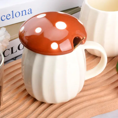 Miniatura 4 de Taza de hongo, bonita taza de café con tapa, cuchara de flores, infusor de té, juego de tazas de té de hongos Kawaii, 8.5 fl oz/8 onzas para leche