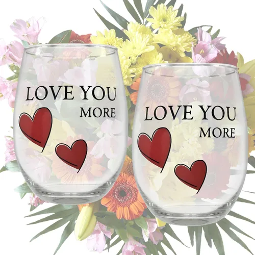 Miniatura 4 de BANBERRY DESIGNS Lover's - Juego de 2 copas de vino sin tallo "Love You More" con corazones decorativos, copas de vino románticas para él