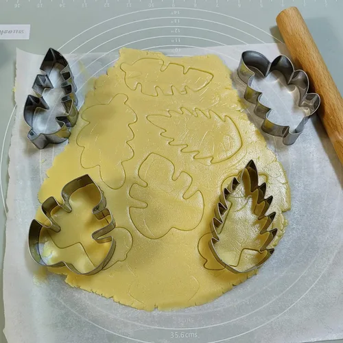 Miniatura 8 de LUBTOSMN Juego de 4 cortadores de galletas de hojas tropicales, roble, monstera, hoja de helecho, hojas tropicales, fondant de galletas