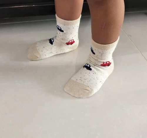Miniatura 4 de RATIVE Calcetines antideslizantes con empuñaduras para bebés y niños pequeños