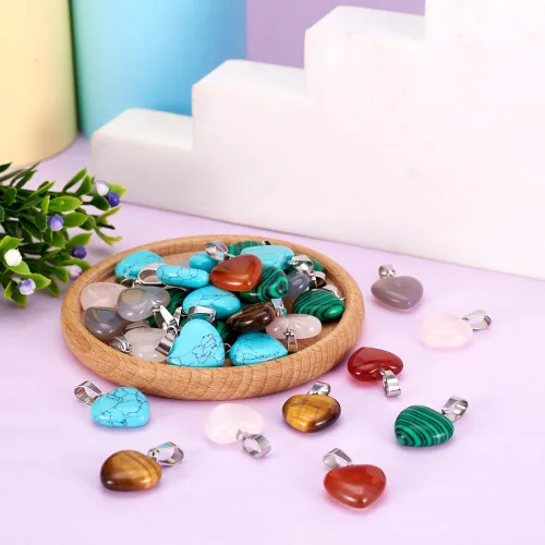 Miniatura 6 de 50 piezas de dijes de piedra en forma de corazón para curar chakras, cristales de gemas, encantos de roca para joyería, mezclados al azar, en masa