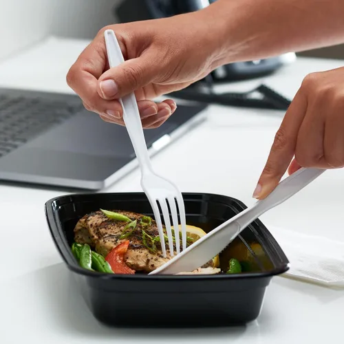 Miniatura 5 de GUSTO [Paquete de 100] Tenedores de plástico desechables básicos, tenedores de plástico blanco resistentes, perfectos para fiestas, eventos y cenas