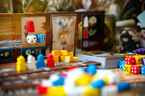 Miniatura 3 de Renegade Game Studios: Scholars of the South Tigris Strategy Board Game, Colocación de Trabajadores Independientes, 2-4 jugadores, 60-90 minutos