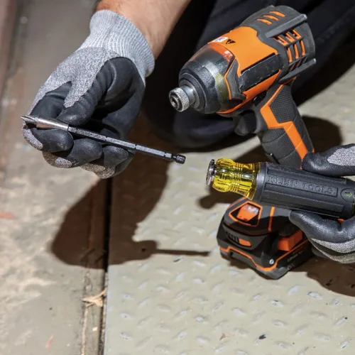 Miniatura 8 de Klein Tools 80083 Kit de destornillador de impacto con juego de llaves de impacto SAE 7 en 1 y destornillador de longitud ajustable multibroca 14
