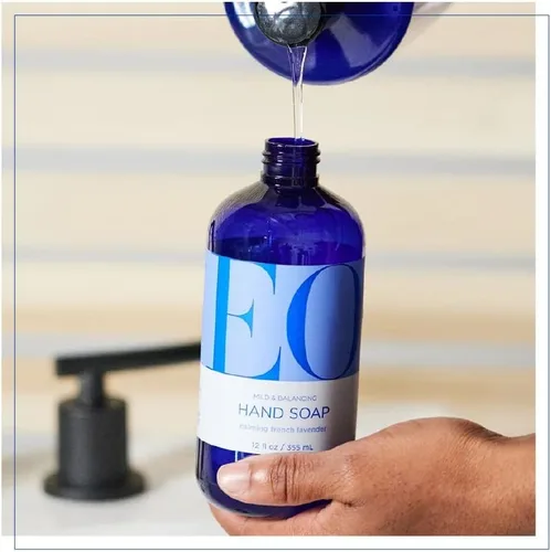 Miniatura 9 de EO, Desodorante Spray Natural Rosa Y Limón, 4 Fl Oz