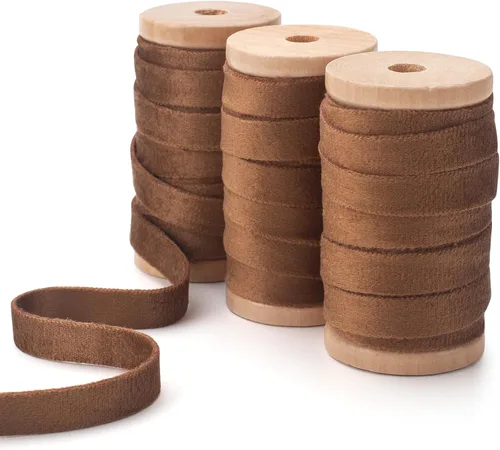Coowayze Cinta de terciopelo marrón de doble cara para árbol de Navidad, envoltura de regalo de 3/8 pulgadas x 15 yardas en 3 bobinas de madera,