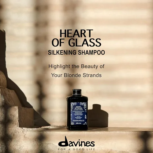 Miniatura 4 de Davines Heart of Glass Silkening Shampoo, Enhancing Blue Shampoo for Blonde & Silver Hair - Gentle Cleanser with Jagua Blue Extract Balances Tones