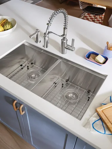 Miniatura 7 de Moen Luxe Chef GS181012BUX - Fregadero con estación de trabajo de acero inoxidable de calibre 18 de 33 x 22 pulgadas, incluye tabla de cortar