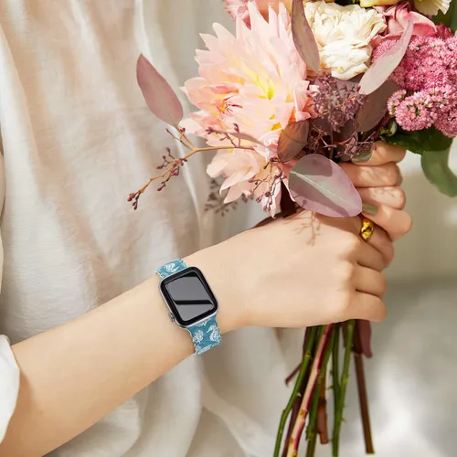 Miniatura 6 de Compatible con Apple Watch Band de 41mm 40mm 38mm 49mm 45mm 44mm 42mm para mujeres, correas deportivas de silicona suave con diseño de caballito