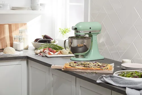 Miniatura 5 de KitchenAid Artisan Series KSM150PS, mezclador de pie con cabezal inclinable de 5 cuartos de galón con escudo de vertido KSM150PS, pistacho