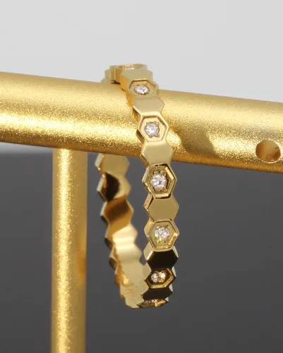 Miniatura 4 de Blue Luna Anillo apilable de circonita cúbica chapada en oro de 18 quilates para mujer