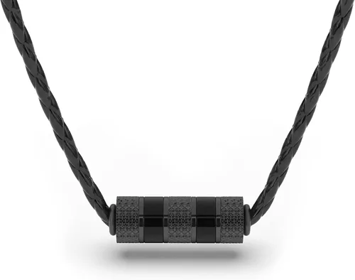 SERASAR Collar de cuero de primera calidad para hombre, colgante de acero inoxidable, cierre seguro, tres colores, caja de joyería incluida