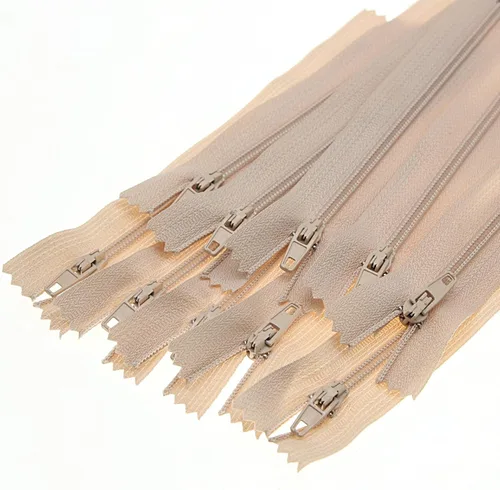 #3 Beige Nylon Coil Zipper Closed End Zippers Bulk for DIY Tailor Sewing Crafts,Bags,Purses(30 PCS/Pack,7 Inch) SHUNLI