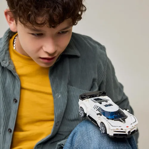 Miniatura 4 de LEGO Speed Champions Bugatti Centodieci Hyper Sports Car Toy – Kit de modelo y juguete de simulación para niños y niñas, a partir de 9 años – Kit