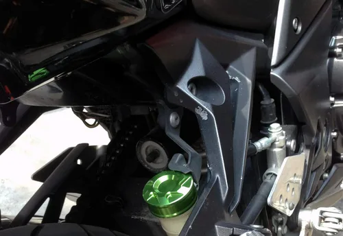 Miniatura 3 de Tapa de depósito de freno trasero para Z250 Z650 Z750 Z800 Z900 Z1000/SX Versys-X300 KLE650/1000 Versys ER6N/F Ninja H2/H2R ZX-14R GTR1400 ZZR1400