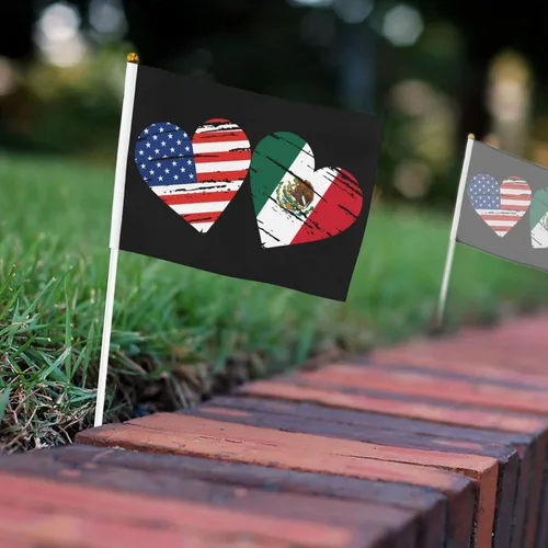 Miniatura 7 de Bandera de México de Estados Unidos, bandera de mano con corazón, tamaño único, tamaño pequeño, mini banderas en palo, decoraciones de fiesta