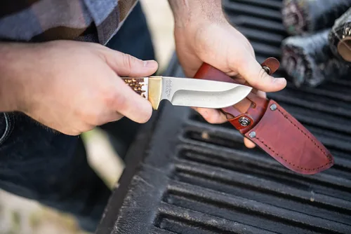 Miniatura 8 de Uncle Henry 182UH Elk Hunter Next Gen - Cuchillo de hoja fija SS de alto carbono de 8.4 pulgadas con un punto de caída de 3.8 pulgadas y mango