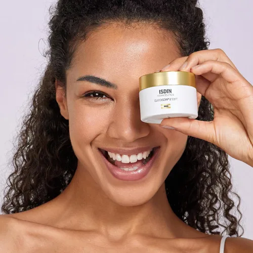 Miniatura 3 de ISDIN Isdinceutics GlicoISDIN 8 Soft (1.76 oz) Crema exfoliante facial con 3.2% de ácido glicólico libre Suaviza la textura de la piel Aumenta