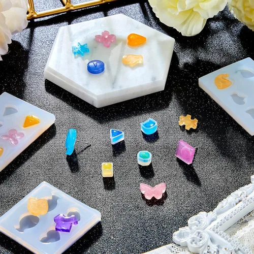 Miniatura 7 de Geiserailie 22 piezas de aretes de resina, diminutas joyas de silicona, moldes de fundición epoxi con aretes de acero inoxidable y parte trasera