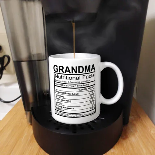 Miniatura 5 de Grandma Nutritional Facts - Taza de café con etiqueta nutricional para regalo