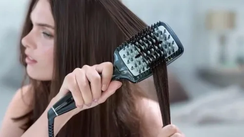 Miniatura 4 de Conair Infiniti Pro, cepillo alisador de cerámica con infusión de diamante, Negro