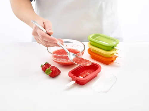 Miniatura 6 de Lékué - Juego de 4 moldes grandes apilables para paletas + palos y tapas, paletas de hielo caseras y aperitivos congelados, silicona de platino
