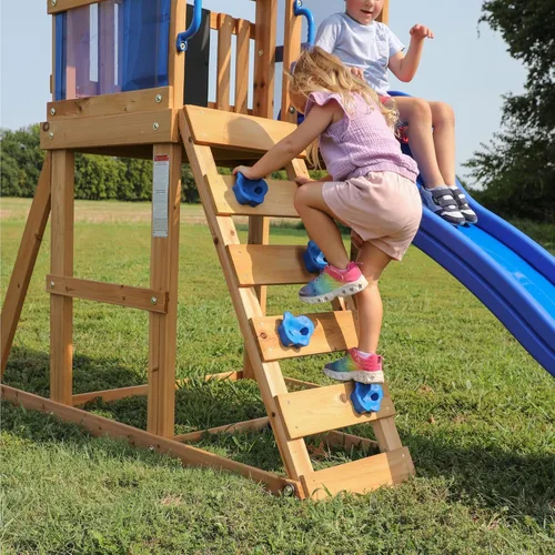 Miniatura 6 de Conjunto de columpios Backyard Discovery Bay Pointe de madera de cedro con tobogán de ola, plataforma de juego, escalera de roca, columpios con Azul