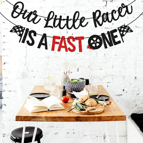 Miniatura 6 de Cartel de Our Little Racer Is A Fast One, decoraciones de cumpleaños de Fast One, decoraciones de primer cumpleaños de carreras para niño, purpurina
