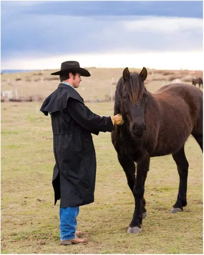Miniatura 6 de Outback Trading Stockman 2056 - Abrigo de plumero de algodón transpirable y extra largo para hombre
