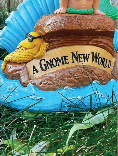 Miniatura 7 de BigMouth Inc Little Mer-gnome - Estatua de gnomo de jardín, divertida figura para césped y patio al aire libre, decoración de escultura de regalo