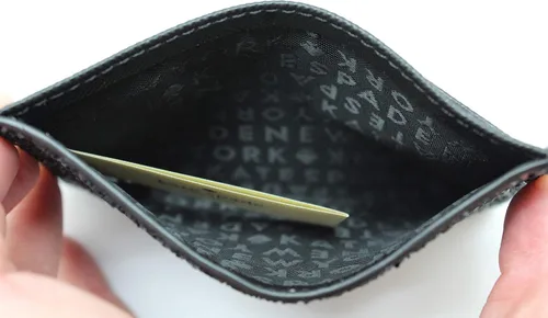 Miniatura 7 de Kate Spade New York Graham Greta Court Wallet Business - Estuche para tarjetas de crédito con purpurina, color negro, pequeño, Cartera con tarjetero