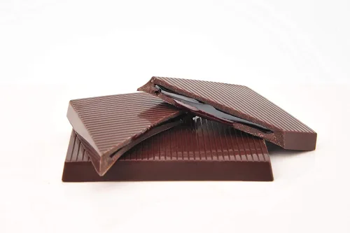 Miniatura 6 de Chocolate con Leche con Malbec Oscuro con Torrontes Oscuro con Champagne Extra Brut Oscuro con Cabernet Sauvignon Oscuro con Malbec Dulce