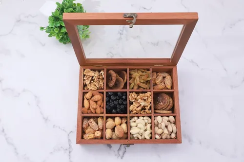 Miniatura 8 de Ajuny Caja de especias de madera de 10 x 8 pulgadas, organizador decorativo indio Masala Dabba con tapa de vidrio, 12 compartimentos y cuchara