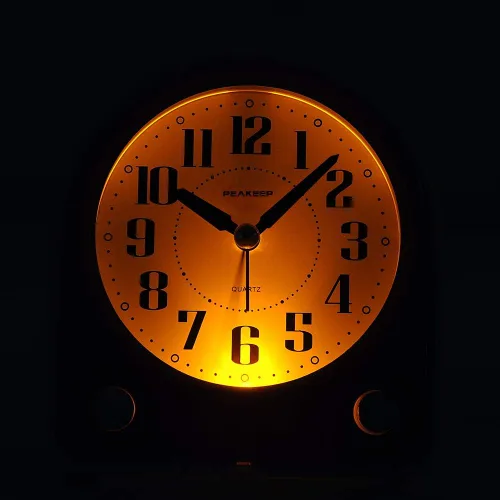 Miniatura 6 de Peakeep Reloj despertador analógico silencioso sin tictac, 7 sonidos opcionales de despertador con control de volumen, luz nocturna y repetición