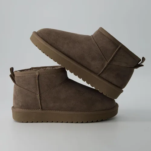 Miniatura 42 de CUSHIONAIRE, Hip 2 - Botas de nieve de gamuza auténtica para mujer, sin cordones, con cómodo forro de piel de oveja sintética + espuma viscoelástica