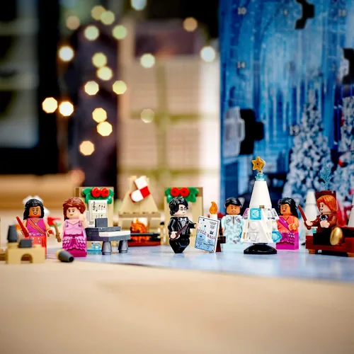 Miniatura 3 de LEGO Harry Potter 2020 Calendario de Adviento 75981, Juguetes Coleccionables de La Fiesta de Navidad de Hogwarts, Harry Potter y El Cáliz de Fuego