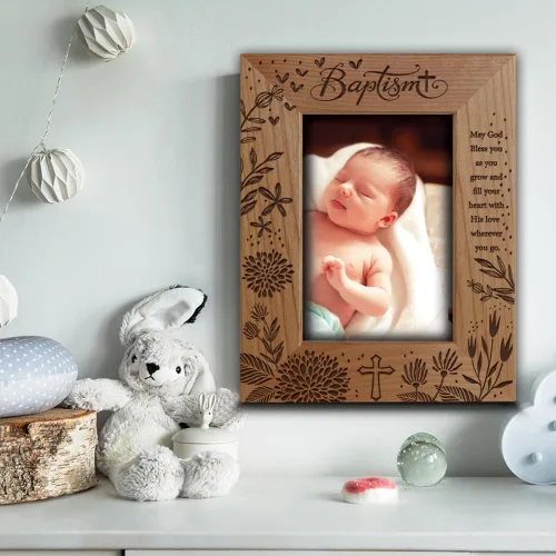 Miniatura 3 de BELLA BUSTA -Bautizo Bautizo Bautizo Bebé Niña/Niño Bautizado Regalos de Padrinos -Ceremonia de Bautizar un Niño Marco Grabado (5x7 Vertical)